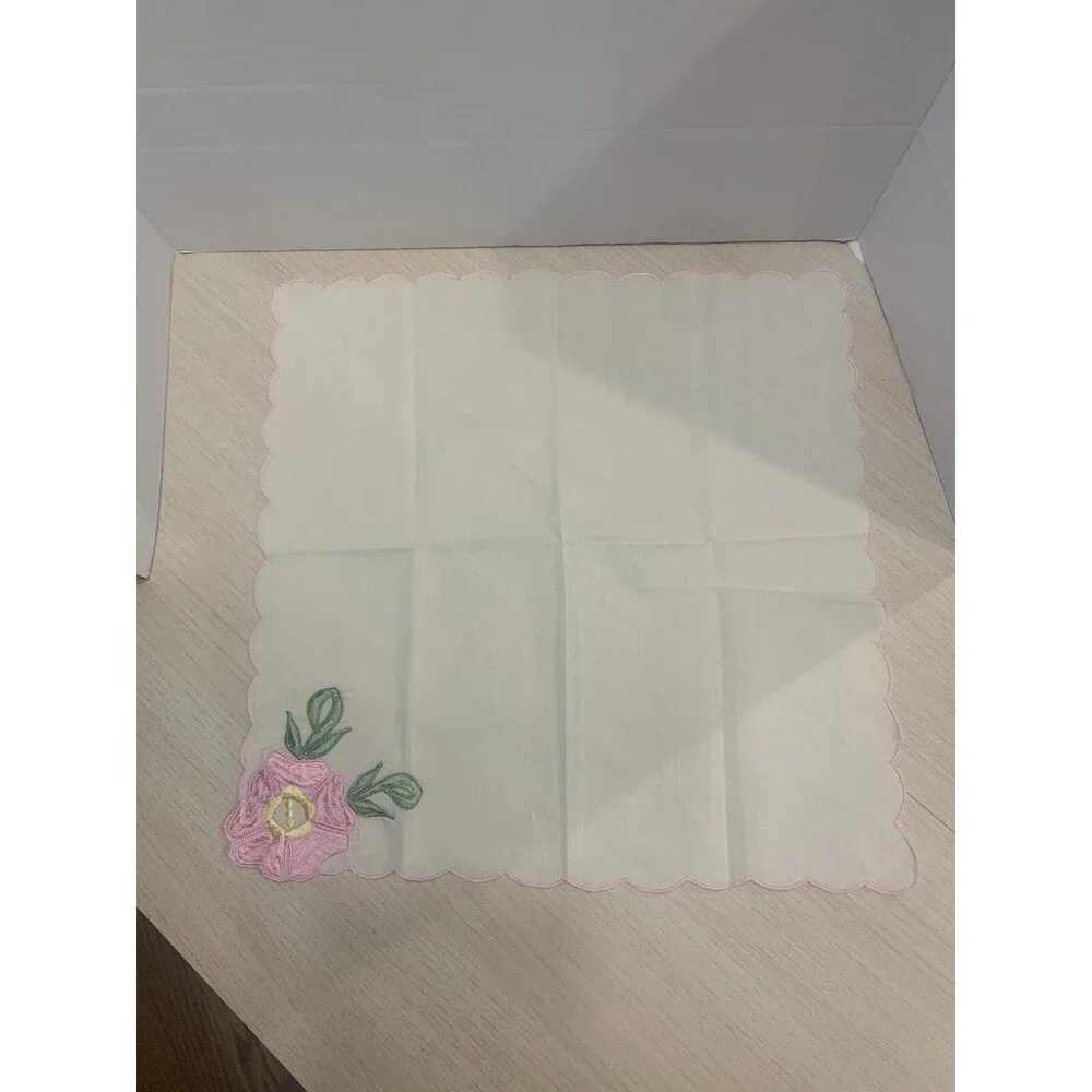 VINTAGE IVORY FLORAL EMBROIDERED NAPKINS -6 Pieces 15.5” X 15.5”